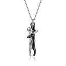 Hugging Couple Necklace - cafematernity