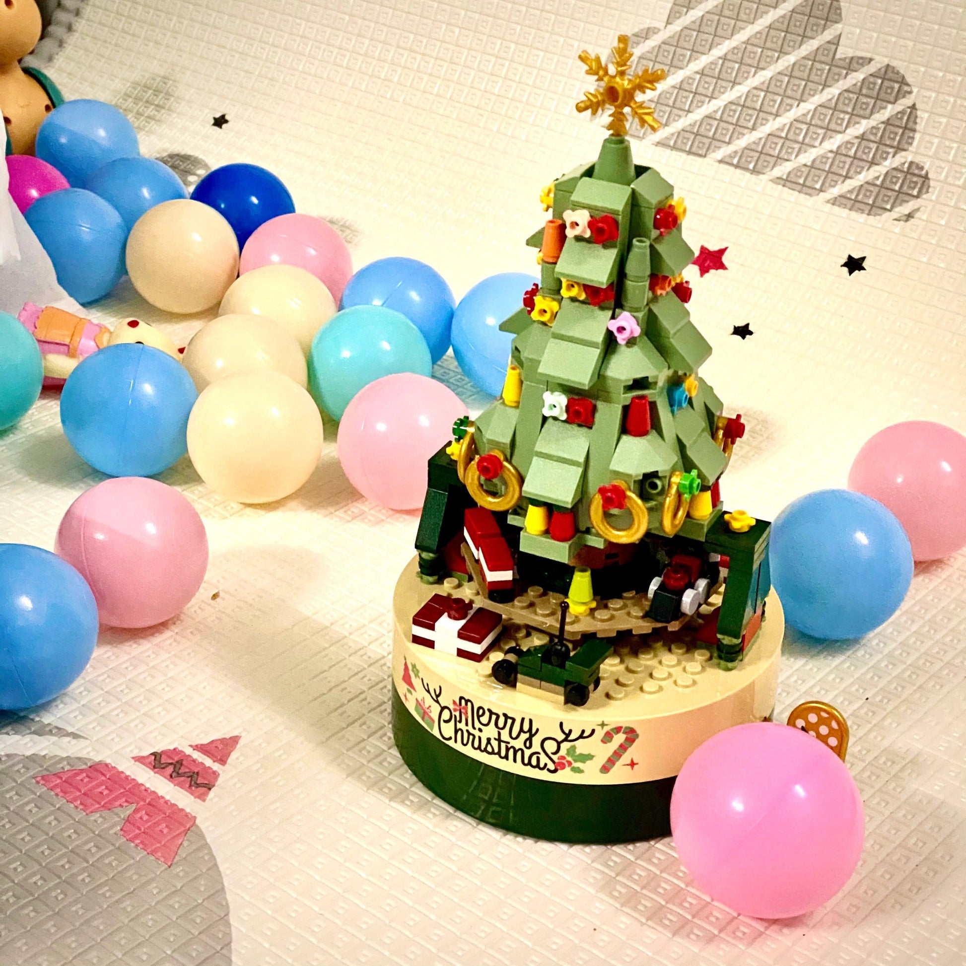 DIY Christmas Tree Building blocks with Music - cafematernity