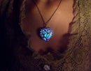 Glowing Heart Necklace - cafematernity