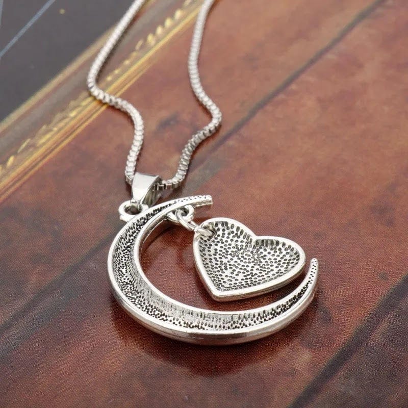 Moon Heart Necklace - cafematernity
